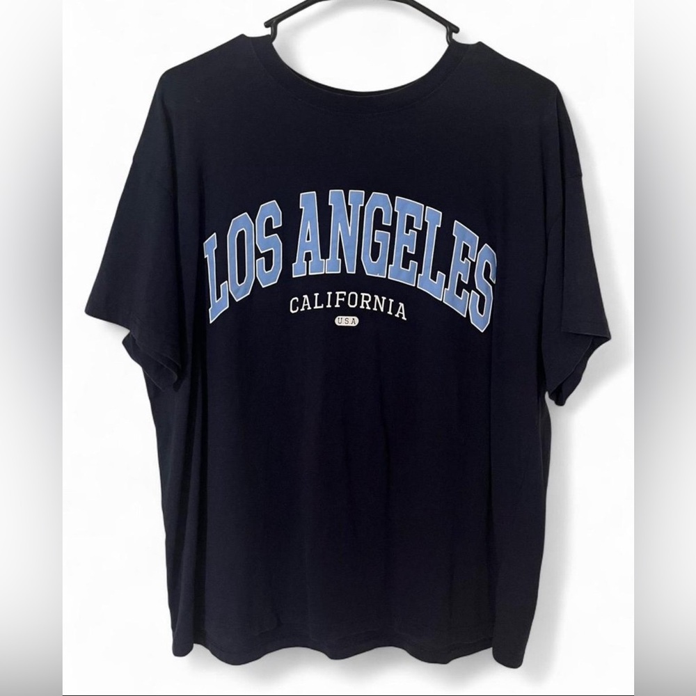 H&M Los Angeles California Navy Blue Graphic T-shirt